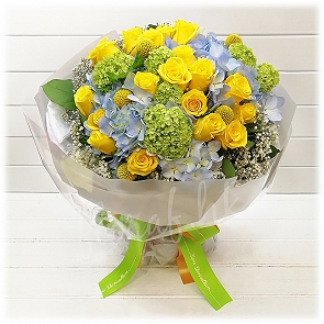 BO24  Rose Flower  - Yellow Rose and Blue Hygrangea BO24  Rose Flower  - Yellow Rose and Blue Hygrangea